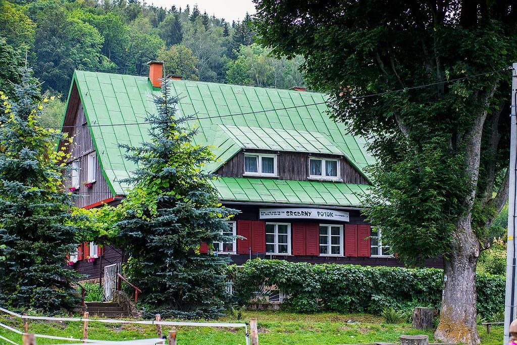 Schronisko Srebrny Potok Bed & Breakfast ลูบาฟกา ภายนอก รูปภาพ